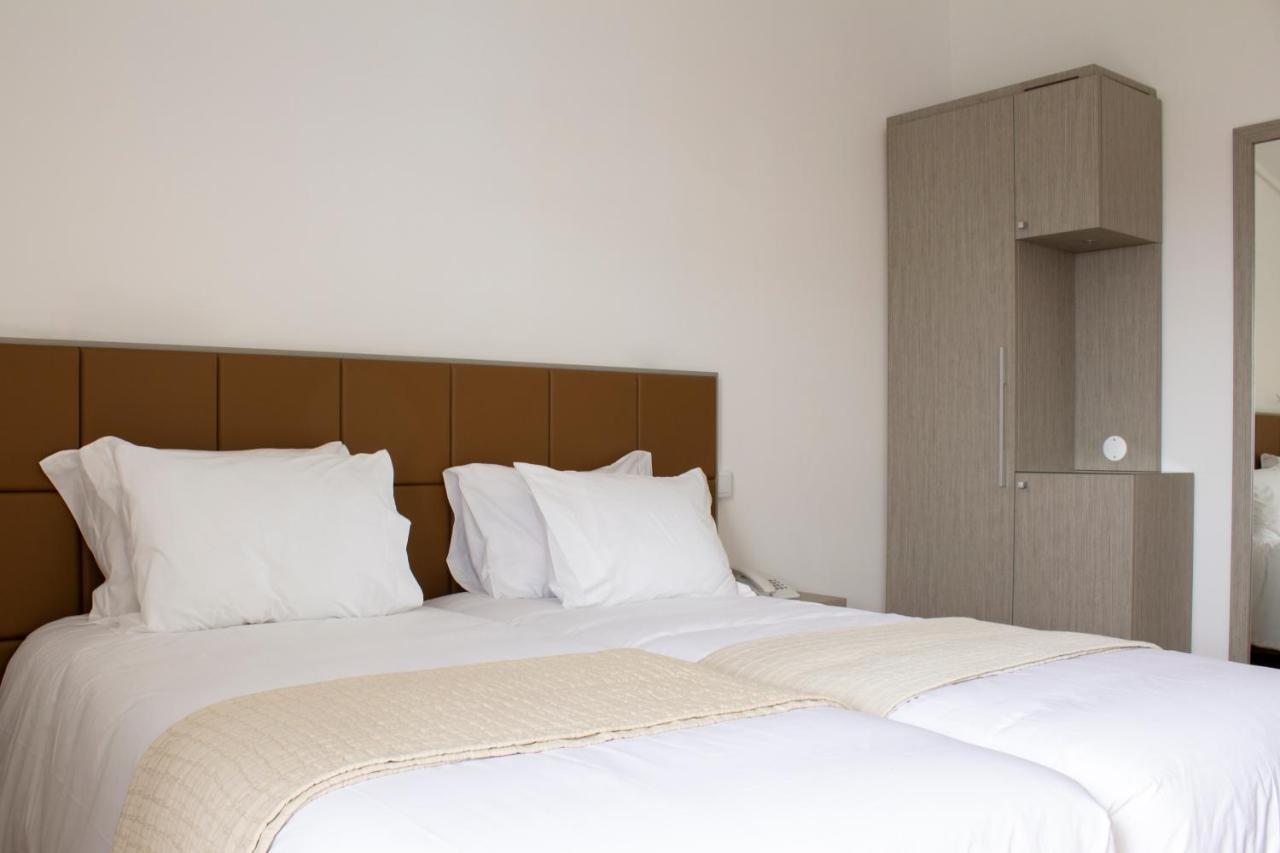 Up Hmb Hotels 퍼멘틀로스 외부 사진