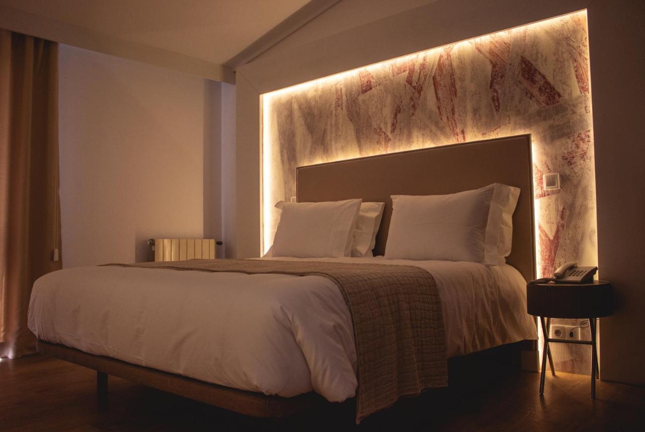 Up Hmb Hotels 퍼멘틀로스 외부 사진